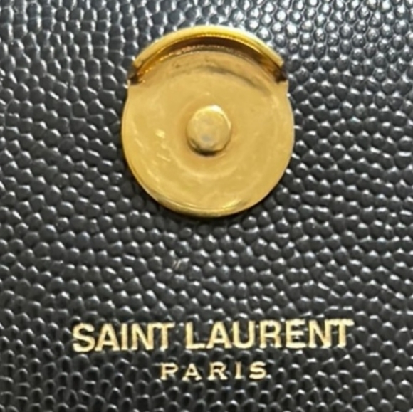 YSL Saint Laurent KATE SMALL CHAIN BAG IN GRAIN DE POUDRE LEATHER - Picture 13 of 16